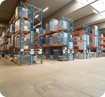 Ransbach Logistics Center Lager med staplade pallar