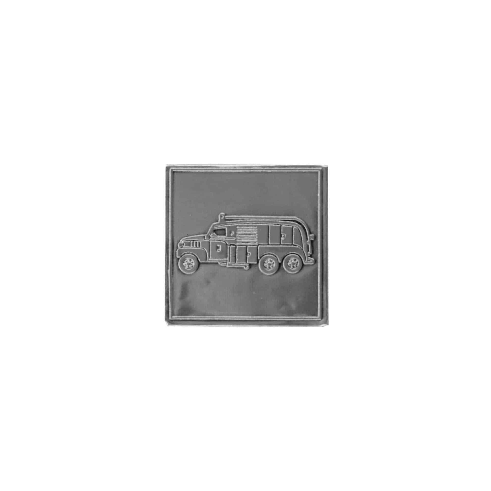 Tennetikett 'Brandkår', kvadratisk, metall, silver Tennetikett 'Brandkår', kvadratisk, metall, silver