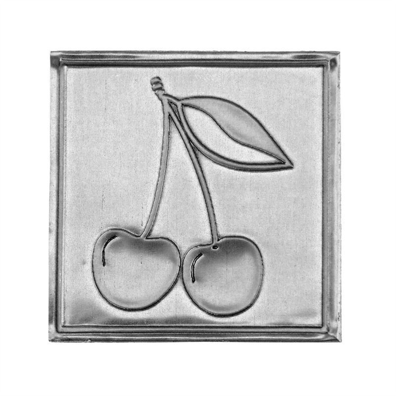 Tennetikett 'Körsbär', kvadratisk, metall, silver