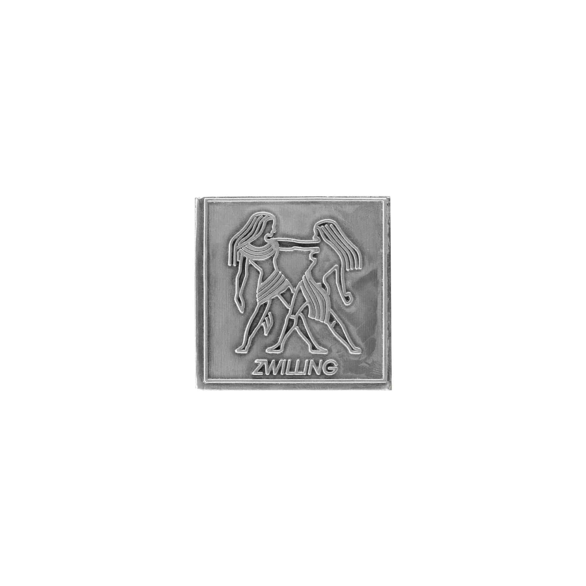 Tennetikett 'Tvillingen', kvadratisk, metall, silver Tennetikett 'Tvillingen', kvadratisk, metall, silver